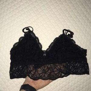 😻5 for $30😻 black lace Bralette w/ flower detail